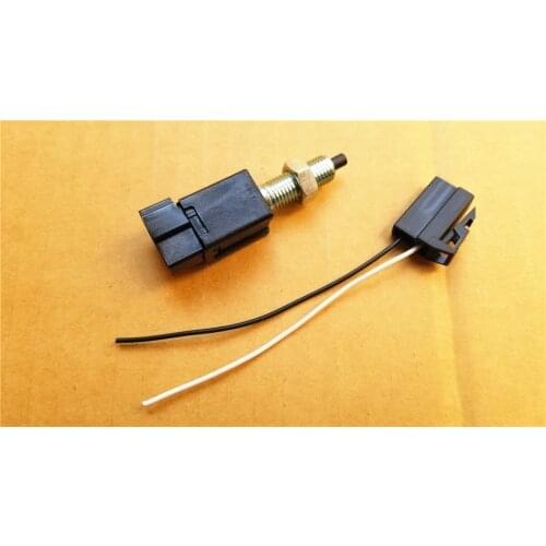 Clutch switch，2P LANCER CK CT CZ CY0A PAJERO V9#V7#V6#V8# Etc.MB435457