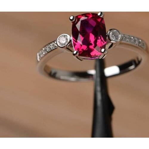 Fashion Geometric Square Ring for Women Silver Color Inlaid Red Zircon Female Ring 2021 Latest Exquisite Jewelry Hot