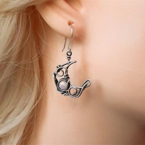 New Arrival Fashion Classic Geometric Women Dangle Earrings Asymmetric Earrings Of Star And Moon Female Korean Jewelry