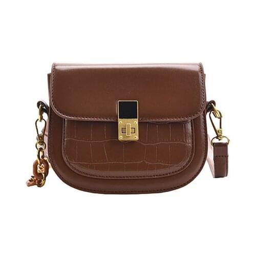 2021 New Womens Bag Small Fresh Saddle Bag Single Shoulder Messenger Semi-circular Bag Foreign Style Simple Fashion Bag