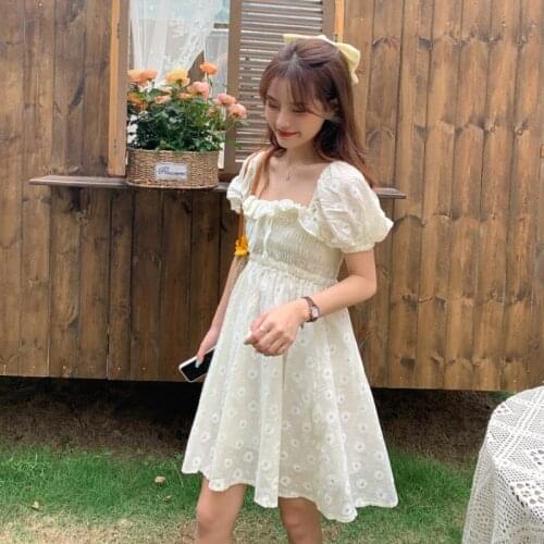 Summer 2021 New Sweet French Square Collar Little Daisy Floral Bubble Sleeve Short Sleeve Dress Female Fairy lolita dress