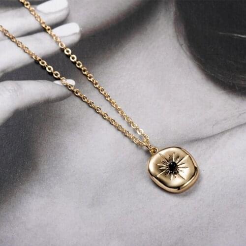 WTLTC Gold Metal Coin Pendant Necklaces for Women Simple Star Disc Chokers Necklace Minimalist Statement Choker Free Shipping