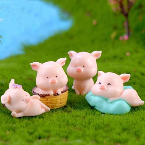 2020 Mini Cute Pig Party Home Decor Figurine Christmas Miniature Halloween Valentines Day Gift Lovely Miniature Fairy Garden