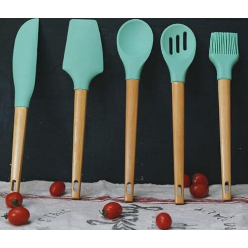 Food-grade Silicone Bakeware Set Wood Handle Utensils Nonstic Kitchen Cooking Tools Kitchen Scraper Whisk Brush Kit