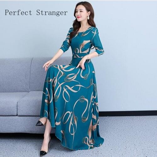 2021 Spring and Summer Womens Long Sleeve Dress Retro Printed Dress Elegant Round Collar Party Holiday Long Swing Dress Lady