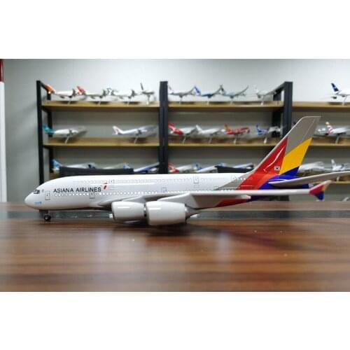 50.5CM 1/160 Scale Airplane A380 Korean ASIANA Airline Model With LED Light &Landing Gears Diecast Plastic Resin Plane Toy