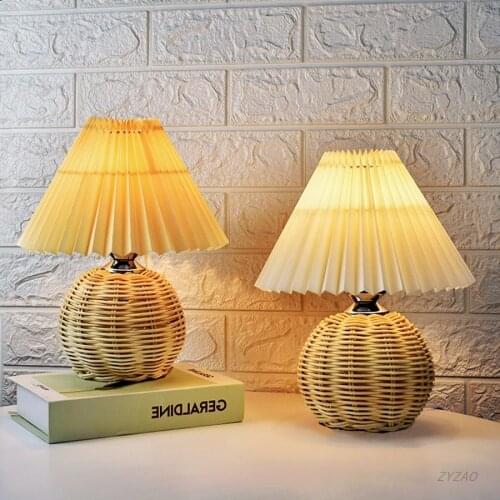 Japanese Rattan Weaving Table Lamps Pure Handcraft Pleated Skirt Lampshade Table Lights Fixture Living Room Bedroom Bedside Lamp
