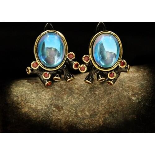 Vintage Ladies Earrings 925 Silver Needles Blue Moonstone Temperament Earrings Luxury Black Gold Two-tone Jewelry Cristal