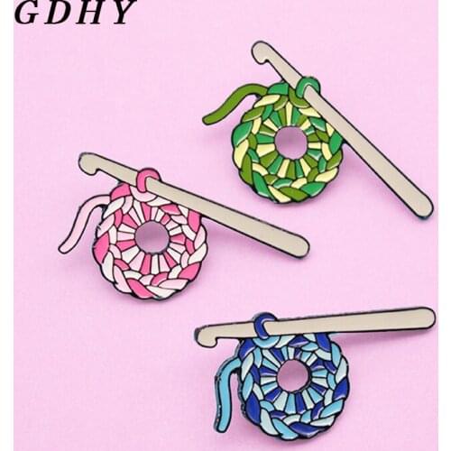 GDHY Colour Line ball Brooches blue pink green Creative weave knitting Wool Ball Enamel Brooch for Woman Pin Cute Trendy Jewelry