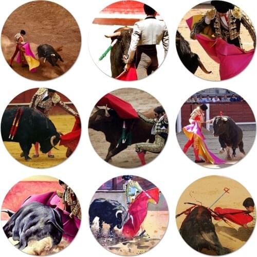 Bullfighting Spanish Bullfight Pattern Icons Pins Badge Decoration Brooches Metal Badges For Backpack Decoration 58mm