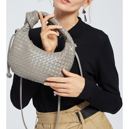 2021 Fashion Handmade Woven Handbag Luxury Woven Leather Printed Shoulder Bag Lady Crossbody Hobo Purse Luxury Designer 2020