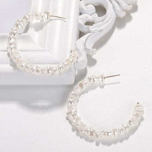 C-shaped Geometric Hoop Earrings for women White Korean Pearl Earrings Wedding Party Statement Fashion Jewelry Wholesale Gift