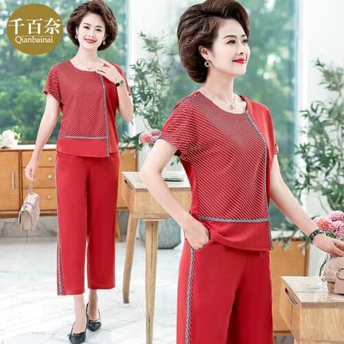Plus Size Summer Suit Middle-aged Women Stitching Short-sleeved Top + Loose Pant 2piece Set Female Leisure Sports Two-piece Suit