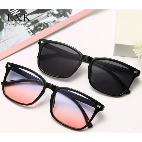 LongKeeper 2021 Classic Vintage Square Sunglasses Women Men Retro Rivet Glasses For Female Driving Eyewear zonnebril dames