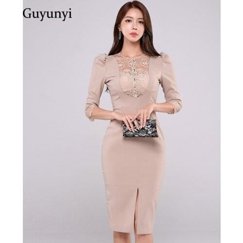 Elegant Party Dress 2020 Autumn Simple Office Lady Dress O-Neck Perspective Lace Puff Sleeve Decorative Buttons Womens Dresses