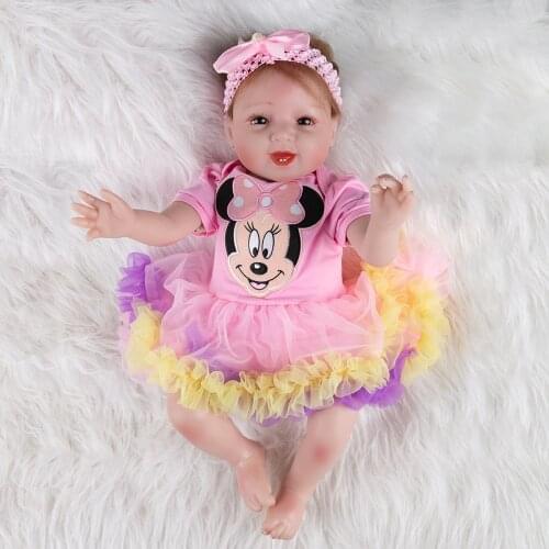 Lifelike Reborn Baby Doll Newborn Toys 55cm body Lifelike baby girl silicone Bonecas Bebes Reborn baby dolls