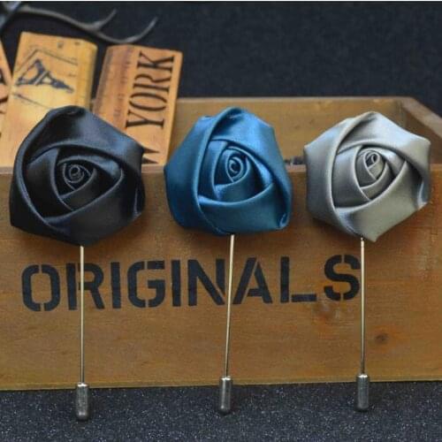100pcs Business Casual Mens Lapel Pins Mens High-end Temperament Brooch Handmade Cloth Rose Brooch for Wedding Party ZA6400
