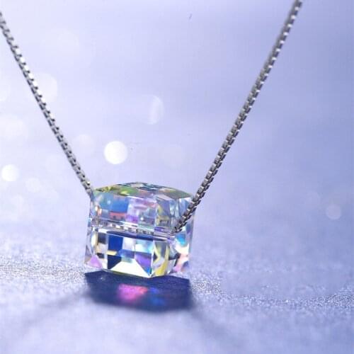 Aurora Cube Sugar Necklace Female Austrian Crystal Pendant Female Accessories Short Clavicle Chain Pendant