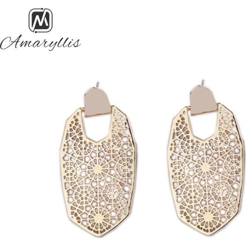 Amaiyllis Elegant Hollow Flower Statement Stud Earrings For Women Chic Metal Lace Pendant Earrings large Geometric Post Earrings