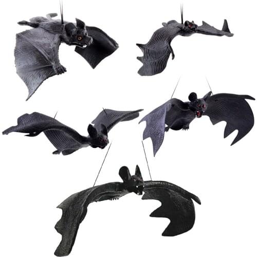 Halloween Bat Decoration Simulation Animals Bats 3D Rubber Bat Trick Toy Hanging Props for Home Party Wall Window Bar Decor