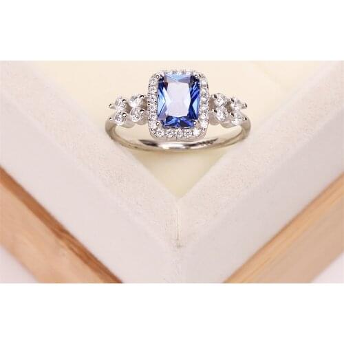 Best-selling Europe and the United States S925 silver wedding ring deep blue zircon ms square crystal jewelry luxury gifts