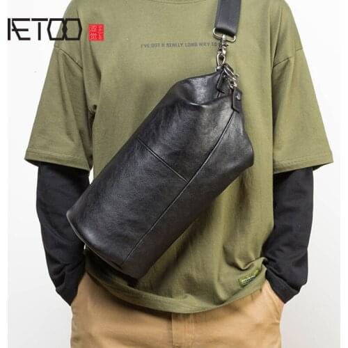 AETOO Personalized leather shoulder bag, first layer cowhide cylinder bag, fashionable mens bag