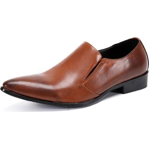 New Summer Casual Mens Classic Fashion Shoes Breathable Bright Leather Pointed Toe Personality Cowhide Leather Mens Shoes