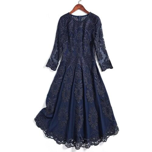 Fashoin Plus Size Runway 2021 Spring Summer Womens 3/4 Sleeve Flower Embroidery Ruffles New Year Party Dress