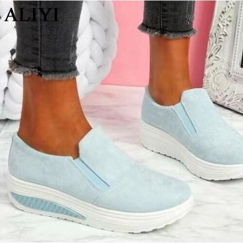 Womens Comfy Sneakers 2021 Autumn New Flock Ladies Slip On Casual Shoes 35-43 Large-Sized Female Walking Running Sport Flats