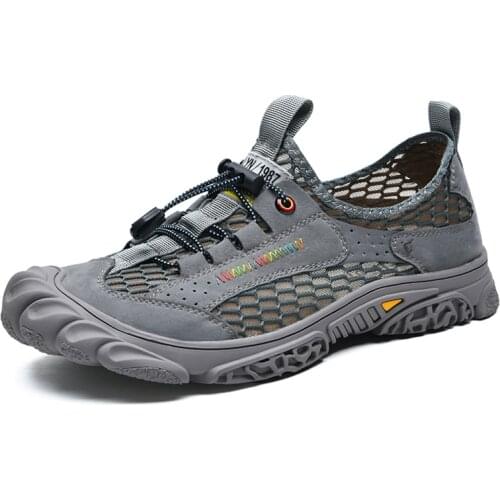 Lightweight Hiking Shoes Men Breathable Climbing Trekking Shoes Summer Autumn Non-slip Outdoor sport walking shoes Men Sneakers