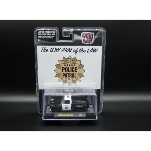 M2 machines 1:64 1976 Chevrolets police Collection Metal Die-cast Simulation Model Cars Toys