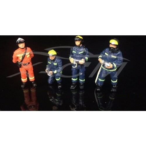 Resin Figure Firemen Set 1:64