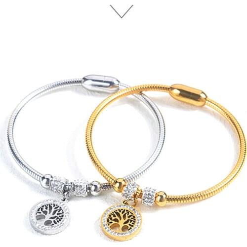 Fashion Europe and the United States hot magnet CLASP BRACELET round tag hand clay inlaid diamond bracelet versatile jewelry