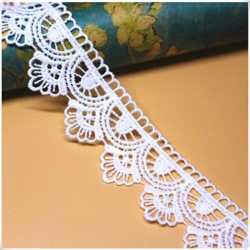 1Yards High Quality Lace Fabric Wedding Embroidery Lace Ribbon Curtain 3.5cm Lace Sewing Clothing Collar Guipure encajes QW14