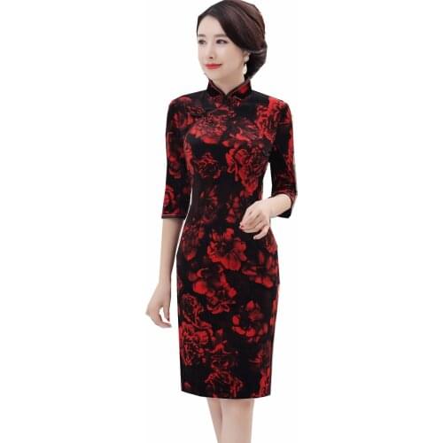 Shanghai Story Red Floral Black Velvet Qipao Chinese traditional dress 3/4 Sleeve cheongsam dress Knee Length Oriental Dress
