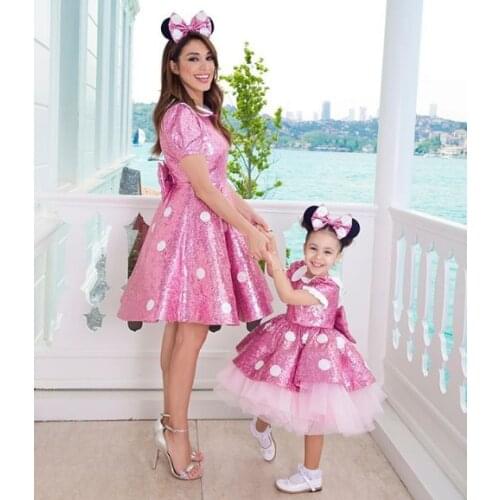 Short Sleeve Pink Sequined Mother Daughter Dresses Knee Length Girls Birthday Party Dresses Celebration Clothing Pink Prom Gowns