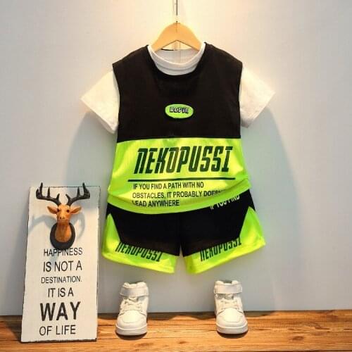 Boys' Vest 2021 Summer New Boys Baby Bottoming Shirt Western Style Korean Childrens Sleeveless Shirt Shorts Two-piece Suit