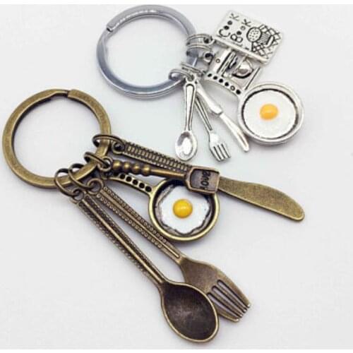 Retro Omelette Chef Car Keychain Creative Cooking Kitchenware Pendant Key Chain for Boyfriend Father Food Lover Keychain Gifts