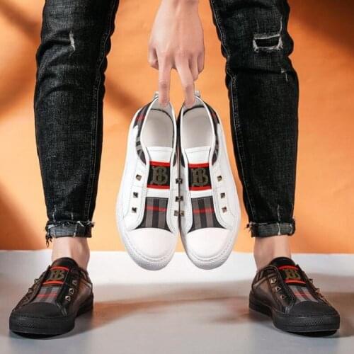 Mens Casual Shoes Cowhide Fashion Soft-Soled Leather Loafers Youth Shoes Brand Designer Sneakers 1A47