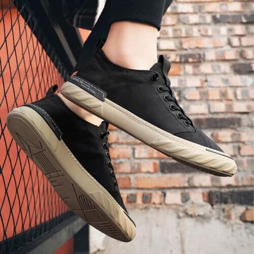 Mens 2021 Popular Fashion New Mens Shoes Summer Breathable Sports Shoes Mens Pedal Lazy Canvas Shoes Old Beijing Cloth Shoes
