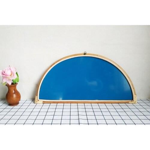 Rattan Semicircular Dressing Mirror Innovative Art Decor Makeup Wall Mirrors for Entryways Washrooms Living Rooms Bathroom