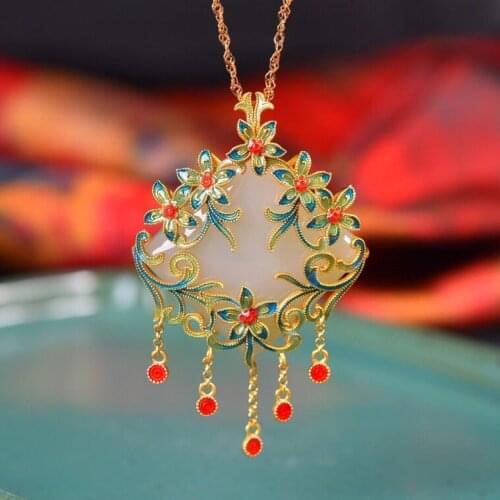 Ancient gold craftsmanship inlaid natural Hetian Yunan red tourmaline flower tassel necklace pendant exquisite jewelry