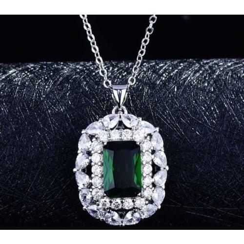 High Quality Square Pendant Necklace Inlay Green Crystal AAA Zircon Luxury Charm Jewelry For Women Wedding Engagement Party Gift