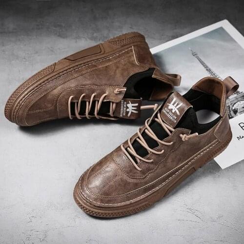 Men Casual Shoes Flats Shoes Soft Leather Sneakers Fashion Loafers Shoes Breathable British Outdoor Walking Leisure Shoes