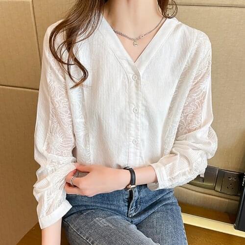 White Lace Shirt Women V-Neck Full Sleeve Button Chiffon Blouse Office Korean Woman Tops 2021 Fashion New Autumn Womens Clothes