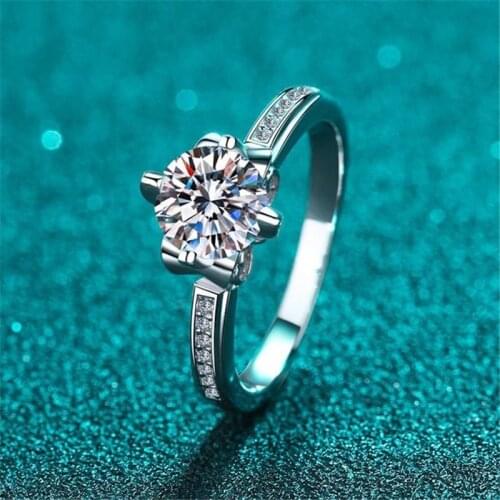 Silver Diamond Test Passed Excellent Cut 1 Carat Good Clarity D Color White Moissanite Royal Arrow Ring Women Silver 925 Jewelry