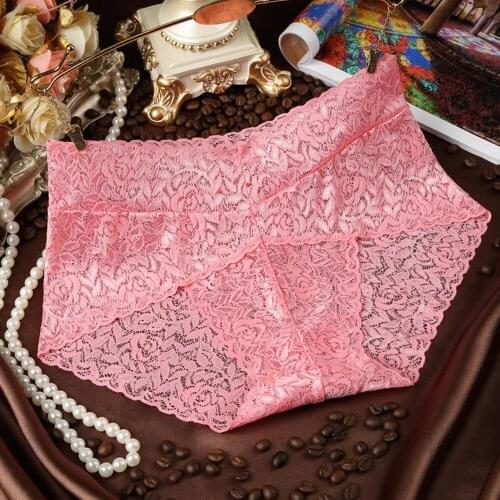2018 Sexy Lace Panties Hollow Out Lace Cozy Pretty Briefs High Quality Cotton Low Waist Cute Women Underwear