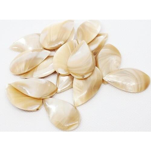 Single Carved Water Drop Natural White Shell Cabochon For Jewelry Making For Ring Or Bracelets Size 21x35x5mm Whosale Jewelry