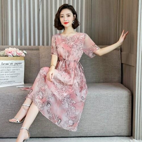 Real silk dress summer 2019 new womens dress Korean style thin broken flower a word fashion silk skirt