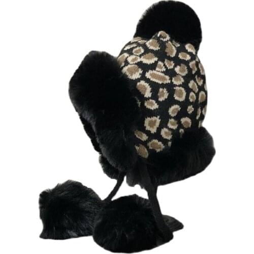 Qiu Bie Kai Women's Accessories